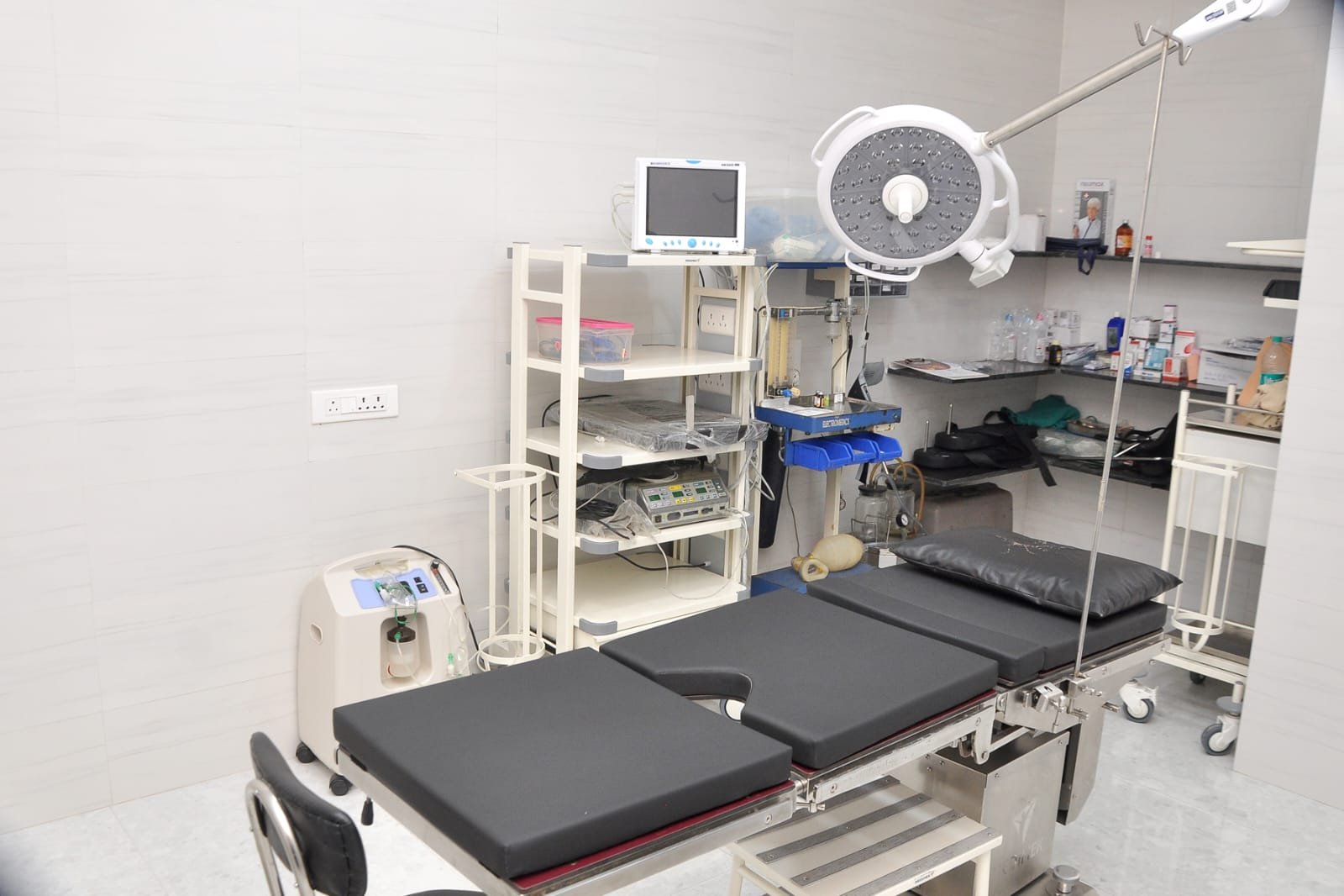 Jeevak Hospital front view